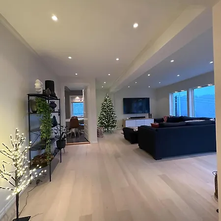 Spacious Group With Jacuzzi And Views Askoy