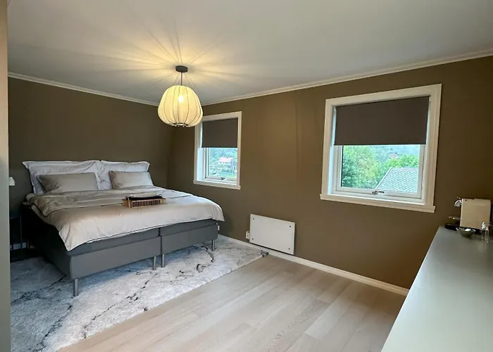 Spacious Group With Jacuzzi And Views Villa *